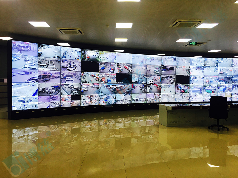 85台三星46寸液晶拼接屏打造上海平安城市道路交通监控中心