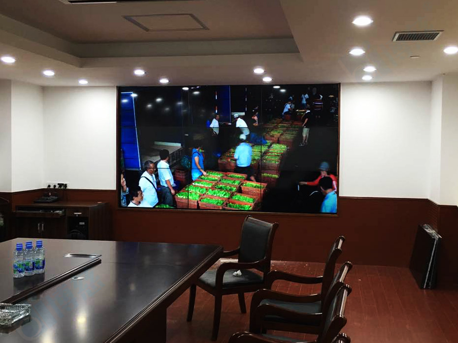 上海江阳农副产品交易中心打造三星46寸液晶拼接屏多功能会议系统电视墙