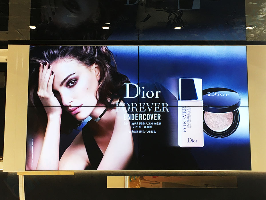 三星3.5mm46寸原装整机打造哈尔滨远大购物中心Dior迪奥展示系统平台