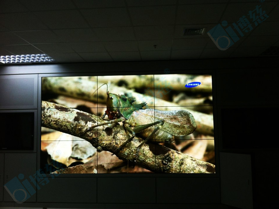 LG3.5mm55寸液晶拼接屏打造河南郑州工程技术学院多媒体会议展示系统平台