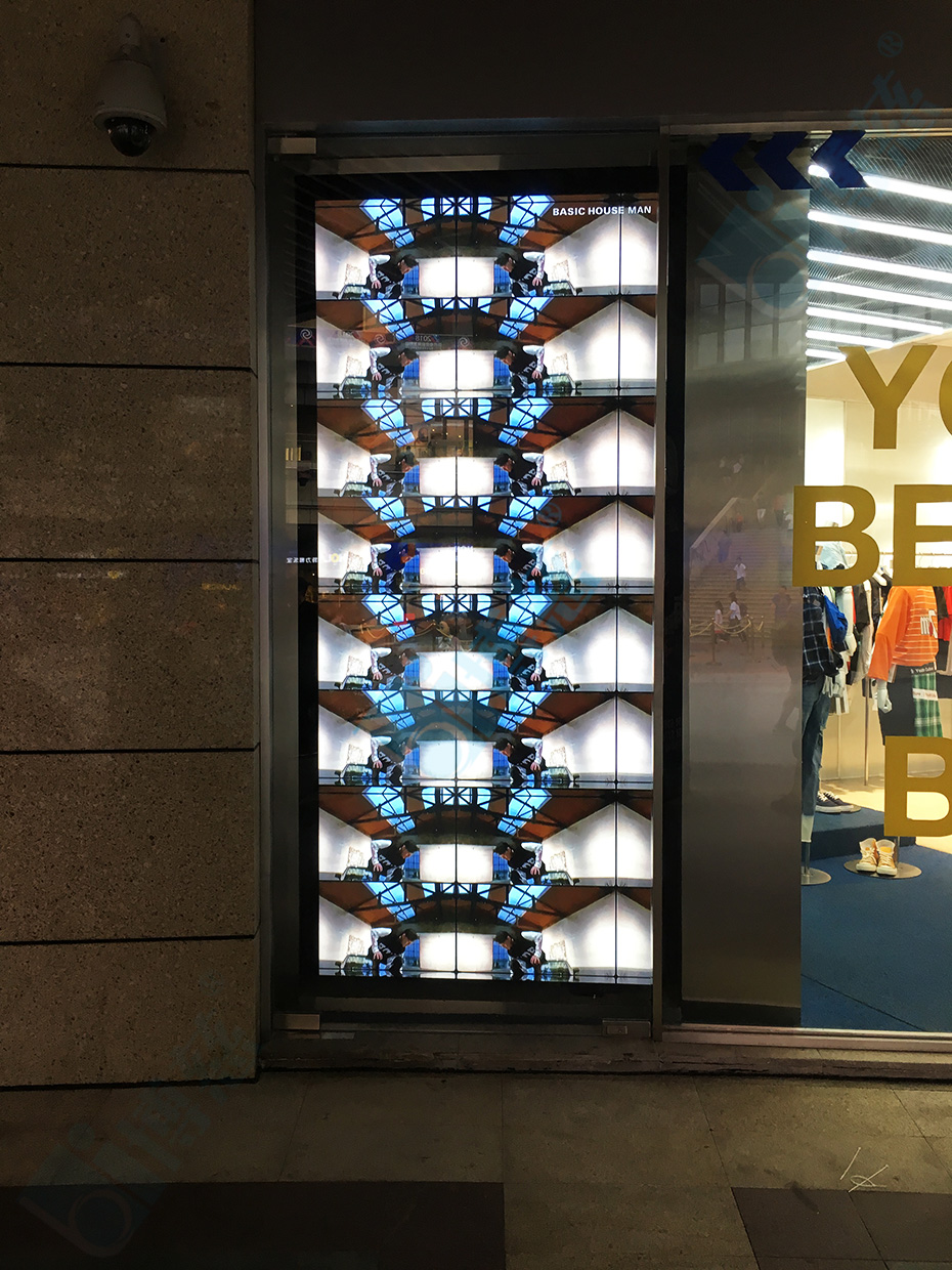 博慈拼接屏入驻上海长泰国际商业广场打造多媒体展示系统